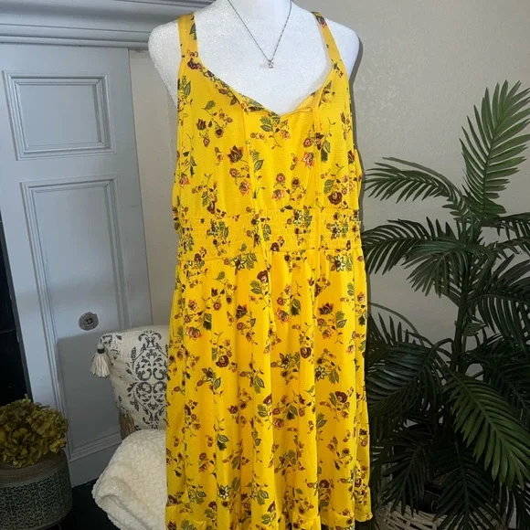 NWT Liberty Love Sunshine Yellow Floral Sundress Size 2X - Picture 2 of 9